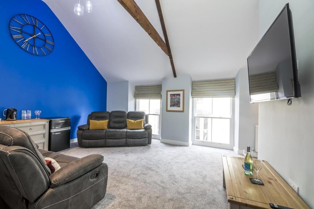 To Mawr - 2 Bedroom Apartment - Tenby Extérieur photo